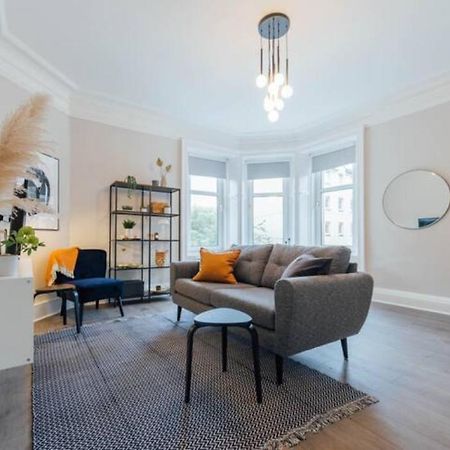 Stylish Stirling Apartment - Free Parking Exteriér fotografie