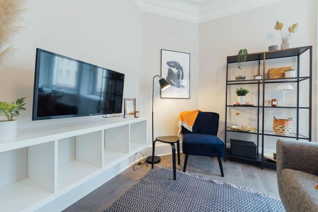 Stylish Stirling Apartment - Free Parking Exteriér fotografie