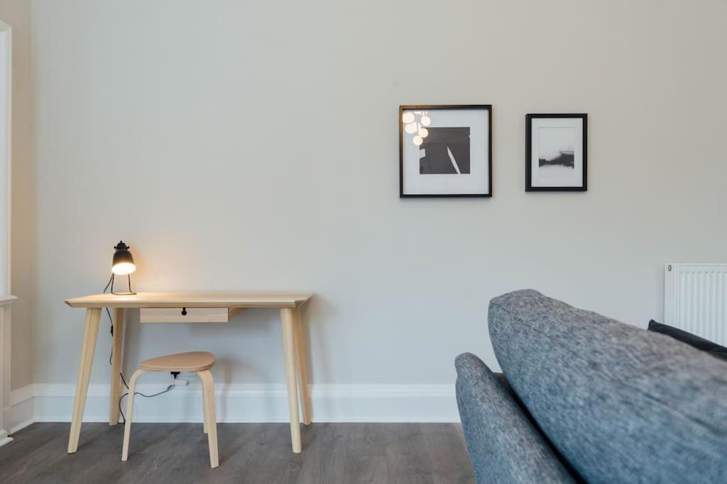 Stylish Stirling Apartment - Free Parking Exteriér fotografie